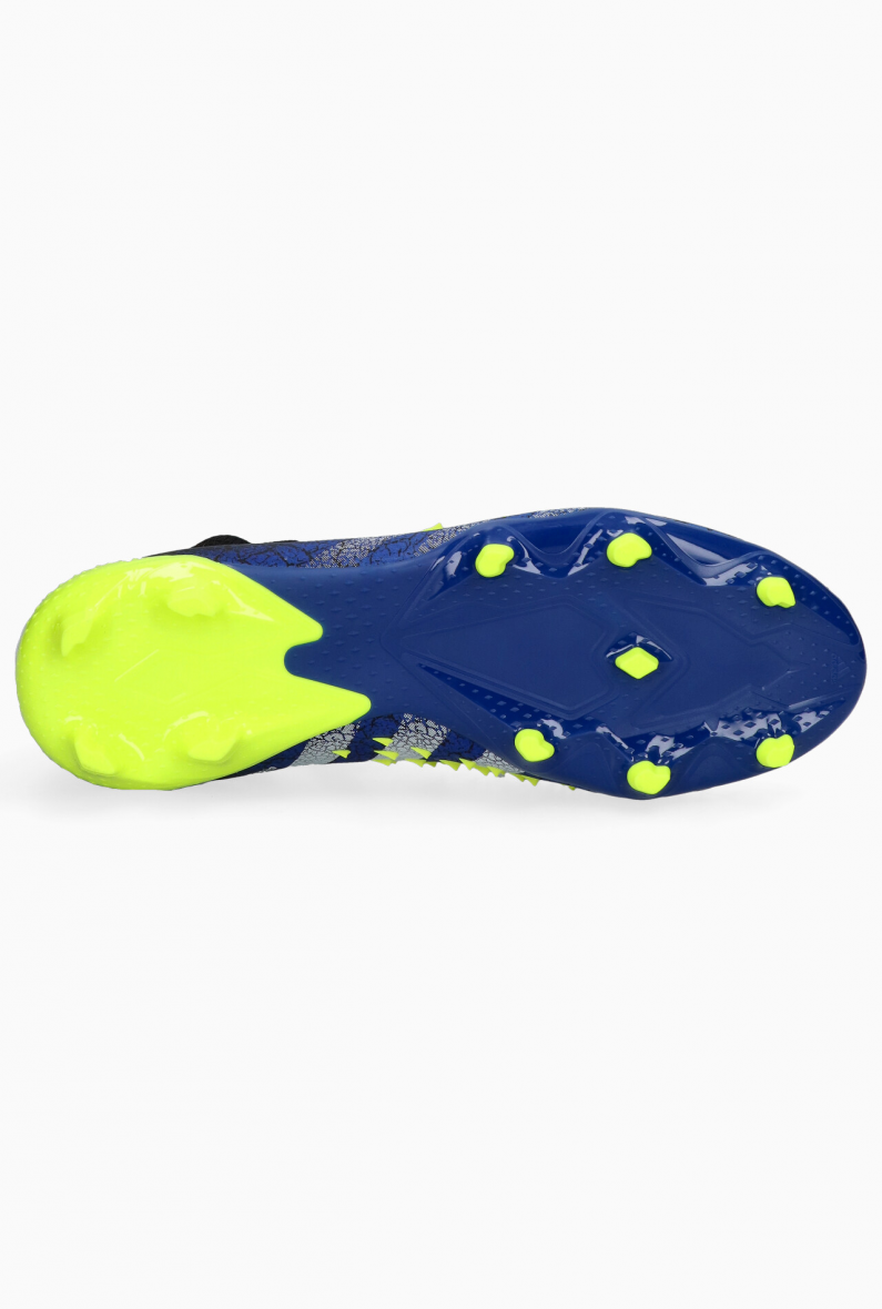Buty piłkarskie korki Adidas Predator Freak.2 FG S42980 - obrazek 4