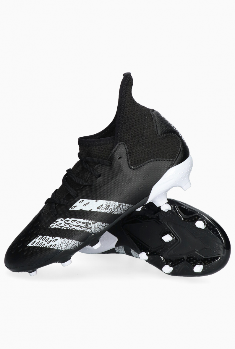 Buty piłkarskie korki Adidas Predator Freak.3 FG Junior FY1031